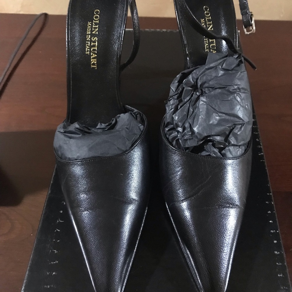 Leather pumps